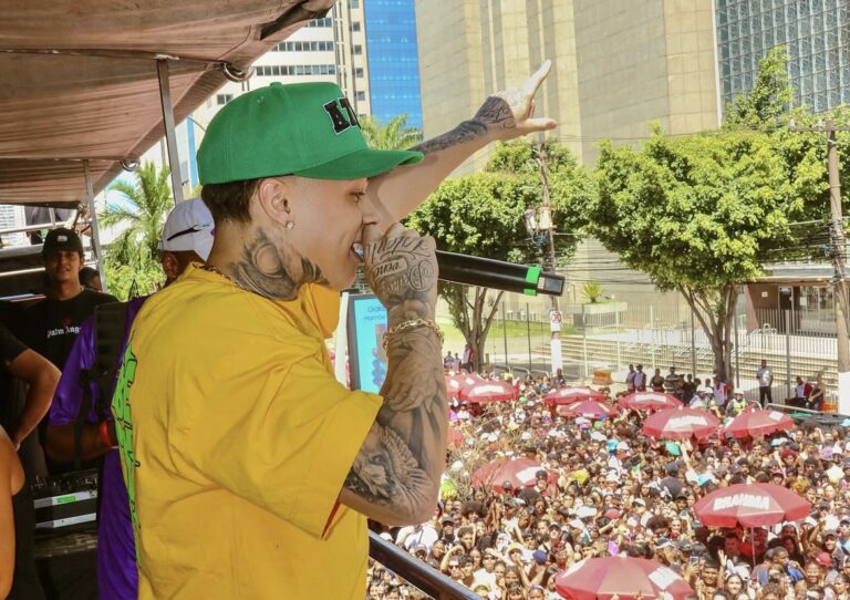 Carnaval 2025: Bloco do Poderoso Agita São Paulo com os Melhores MCs do Brasil